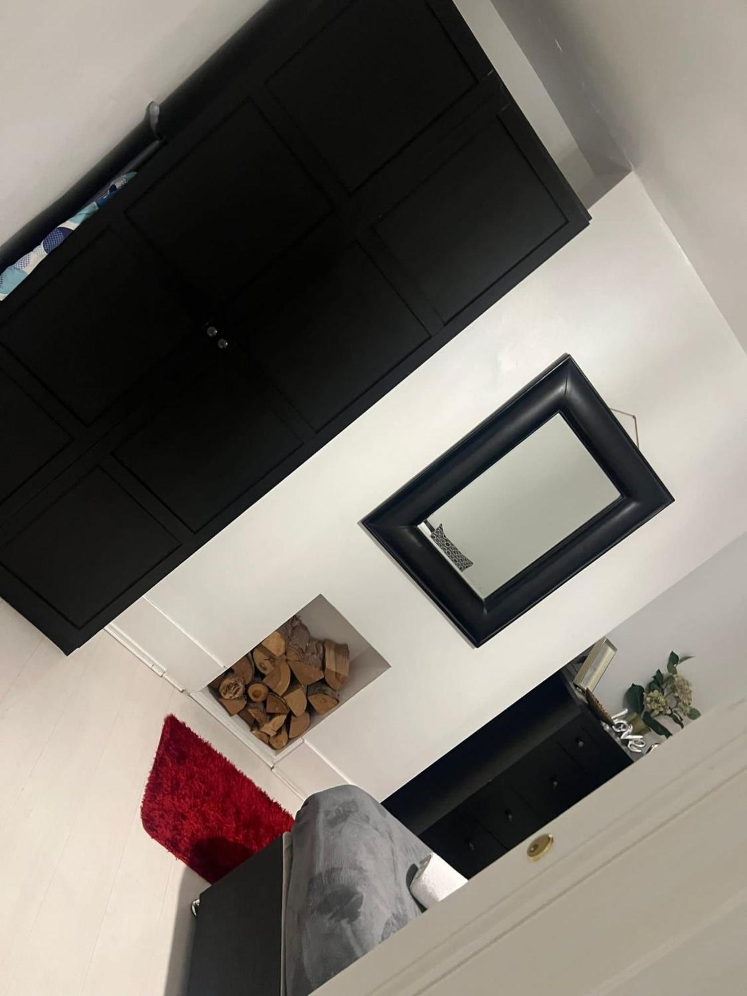 Lovely Large Apartment London